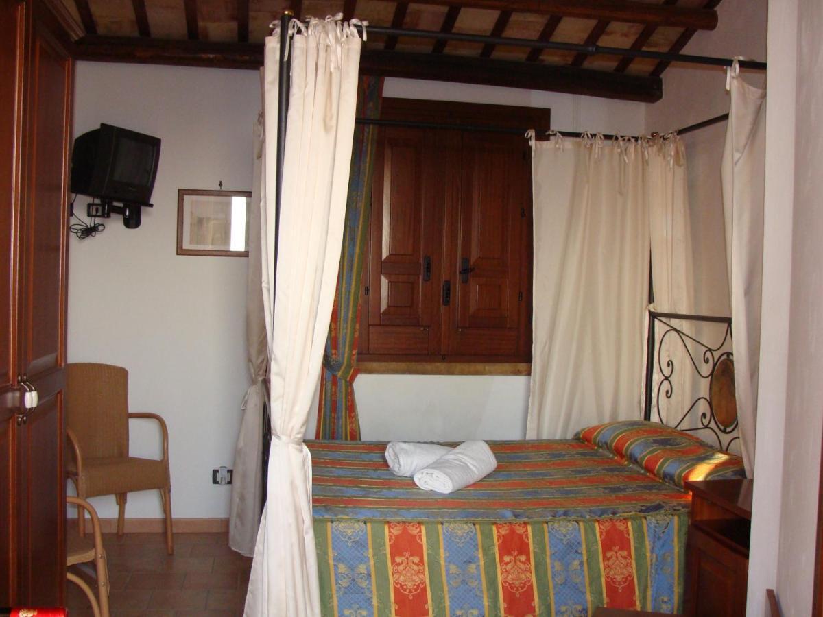 Baglio Cofano Rooms & Relax Custonaci Pokoj fotografie